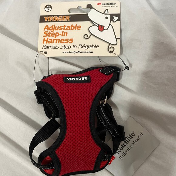 NWT Red Voyager Reflective Step-In Buckle Flex Adj Dog Harness Mesh Size XS - Picture 1 of 10